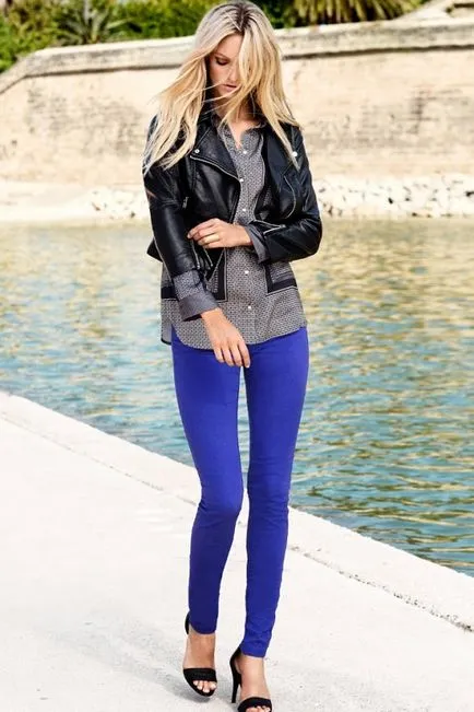 Din ceea ce sa poarte pantaloni albastru fotografii de femei