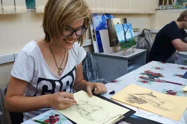 Scoala de Desen gãseºti desen cursuri pentru adulți și copii, Dl.