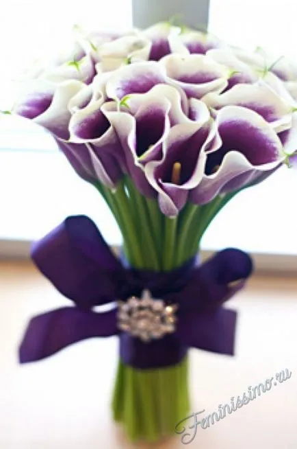 buchet de nunta Lilac - compoziția alegerea corecta (foto) (mireasa) buchet de nunta Lilac - compoziția alegere dreapta (foto)