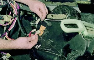 Îndepărtare și demontarea dispozitivului de încălzire VAZ-2109, automobiliști