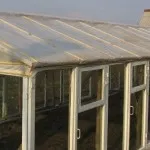 clădire din lemn cu efect de seră modernă cu propriile sale mâini