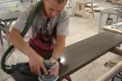 Tabelul de top din beton, cu mâinile lor (foto și video) (arme) Tabelul de top din beton, cu mâinile lor (foto și video)