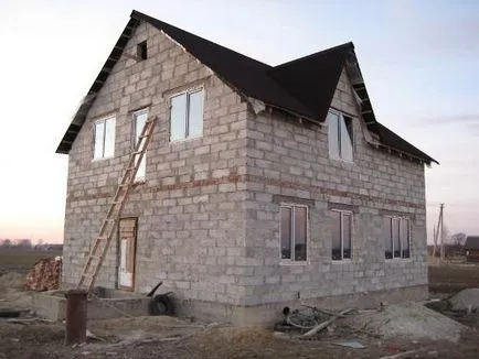 Construirea unei case din blocuri de spumă