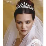 Coafuri de mireasa cu diadema
