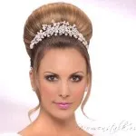 Coafuri de mireasa cu diadema