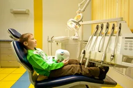 Sverdlov clinică stomatologică regională (stomatologie Yekaterinburg) Sverdlovsk clinică dentară regională