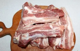 coaste de porc tocana cu cartofi - reteta cu pas cu pas fotografii
