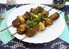 Porc secrete de gătit kebab maioneza