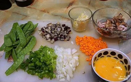 Thai orez cu carne de pui - un pas cu pas reteta cu fotografii de pe (bucătar) Thai orez cu carne de pui - un pas cu pas reteta cu fotografii de pe
