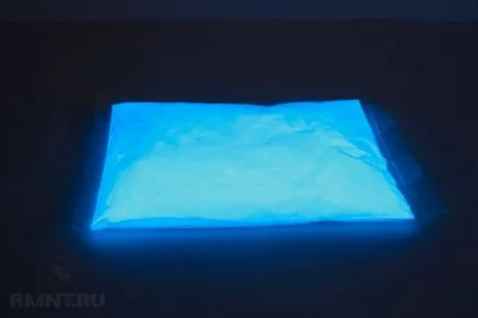 Glow în întuneric vopsea cu mâinile lor