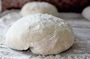 Aluatul pentru ravioli 1