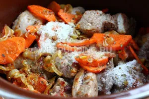 coaste de porc fiert cu cartofi - reteta cu pas cu pas fotografii cu privire la modul de a pregăti