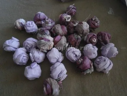 Topiara de trandafiri din servetele cu mâinile lor (topiara) Topiara de trandafiri din servetele cu mâinile lor
