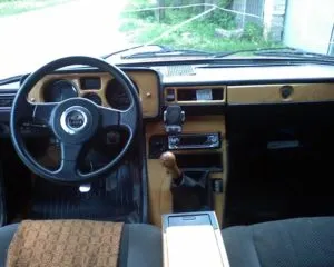 Tuning interior VAZ-2105 cu mâinile sale instrucțiuni video, (trebuie să fie eliminate) Tuning interior VAZ-2105 cu propriile sale mâini Videotutorial