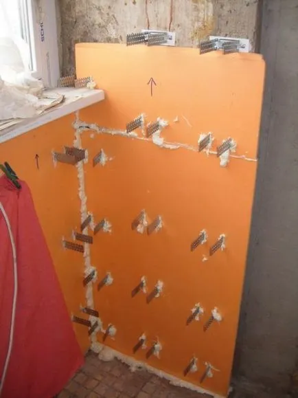 Izolație de perete din interiorul izolației balcon logie, selectarea materialului din dreapta