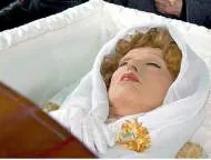 Ce să îngroape morții
