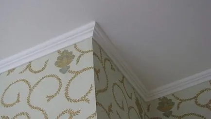 Alegerea unui muluri plafon pentru plafoane, de lux și confort (plinte plafon stretch) Alegerea unui muluri plafon pentru plafoane, de lux și confort