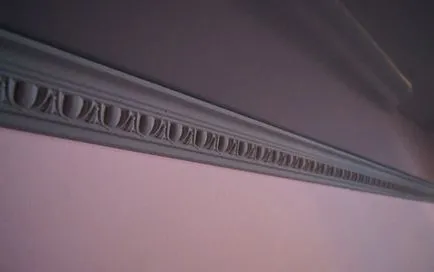 Alegerea unui muluri plafon pentru plafoane, de lux și confort (plinte plafon stretch) Alegerea unui muluri plafon pentru plafoane, de lux și confort