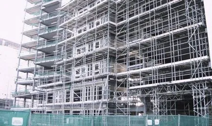 construcție structură din oțel și cadru de montaj