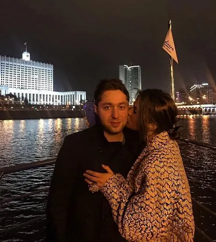 Life After „fabrici stea“, așa cum trăiește acum și arată fostul iubit Alex cântăreț Timati