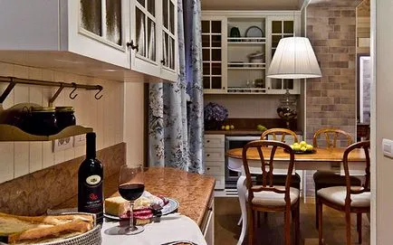 30 exemple de succes de rezolvare a problemelor din interiorul o mică bucătărie