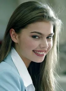 originea Alina a numelui și a valorii, iar soarta personajului (un mare succes) originea Alina a numelui și valoarea soarta și caracterul