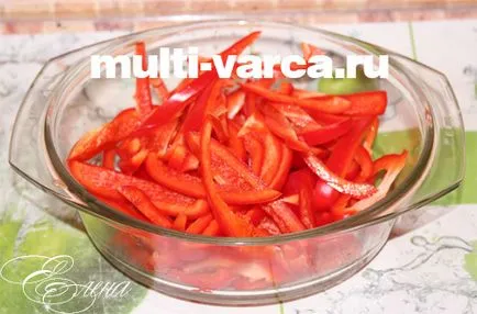 Fasole albe cu carne de pui în multivarka
