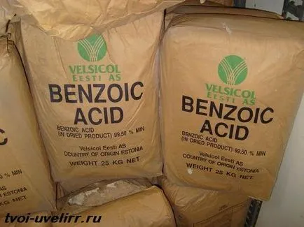 benzoic