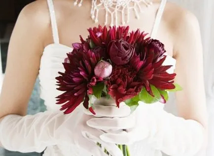 Flori pentru o fotografie de nunta de frumos buchet de mireasa (buchete) Flori pentru o fotografie de nunta de buchet de mireasa frumoasa lui