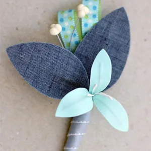 Boutonniere cu mâinile lor materiale și o colecție de inspirație a face