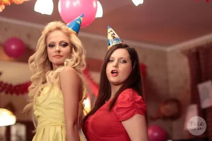 Cerialomaniya Cerialomaniya „Babes și pui,“ în spatele scenei, TV