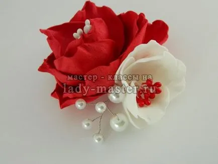 Boutonniere pe o parte, la absolvire, de master - clasa cu fotografii, pas cu pas