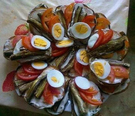 Sandwich-uri pe rețete de masă de vacanță cu fotografii