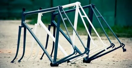 Bicicleta poate fi vopsit la vopsea spray de acasă (vopsea) Bicicleta poate fi vopsit la domiciliu spray cu vopsea