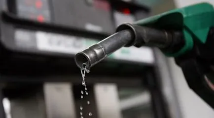 Cum să se spele diesel - metode de a face cu o pată pe îmbrăcăminte (îmbrăcăminte) Cum să se spele diesel - metode de a face cu o pata pe haine