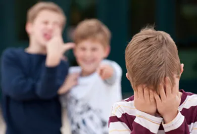 Ce se întâmplă dacă copilul agresat la școală sau lovire (siguranță) Ce se întâmplă dacă copilul agresat la școală sau lovirea