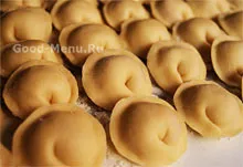 ravioli de casă, aluatul pentru coltunasi - reteta cu pas cu pas fotografii