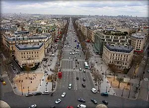 Champs Elysees - l