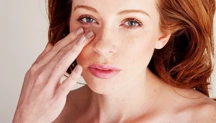 Natural make-up pentru fiecare zi de alegerea și aplicarea produselor cosmetice