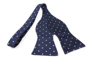 Bow cravată Tuxedo sau costum - 5 tipuri (costum) Bow fracul cravată sau un costum - 5 specii