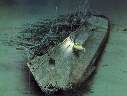 Navă mai mult Titanic