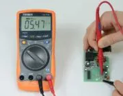 Alternatorul nu încarcă bateria pe auto - Cauză și reparații (generator) Alternatorul nu încarcă bateria pe auto - Cauza și reparații