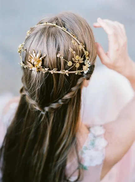 O diademă sub forma unei mirese alege, împreună cu un expert - teritoriul stil și creativitate (Tatiana ashakova articole de acoperit capul) O diademă sub forma unei mirese alege, împreună cu un expert - teritoriul de stil și creativitate