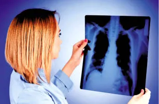 Inhalarea nebulizator atunci când tuse - cum să efectueze și soluții (tractului respirator superior) Inhalarea nebulizator atunci când tuse - modul de desfășurare și soluții