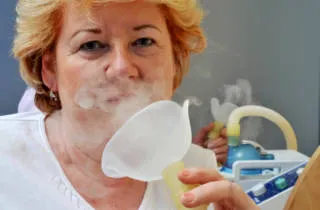 Inhalarea nebulizator atunci când tuse - modul de desfășurare și soluții (menținere) Inhalarea nebulizator atunci când tuse - modul de desfășurare și soluții
