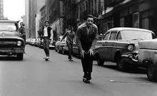 Istoria skateboarding „în“ cultură de stradă 