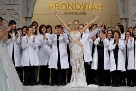 Istoria Pronovias marca (valentino și Elie Saab. Expoziție) Istoria Pronovias de brand