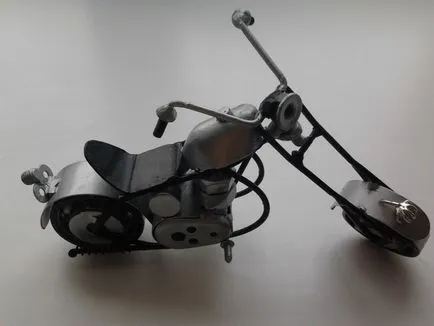 Povestea unei motociclete sau un cadou unei persoane dragi propriile sale mâini