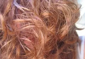 Cum de a restabili rapid parul deteriorat pe cap (cap) Cum de a restabili rapid culoarea părului deteriorat
