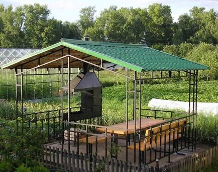 Mobilier de grădină cu mâinile lor din materiale de resturi